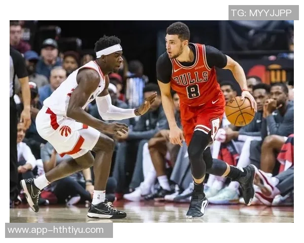 科纳特社媒分享与赫拉芬贝赫合照庆祝结束四连败重回胜利轨道