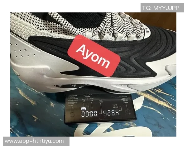 麦迪称库里无需依赖其他品牌自身就是篮球鞋的代名词