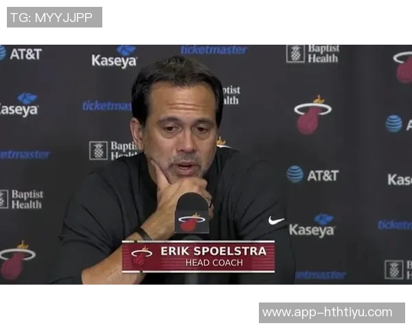 斯波称赞鲍威尔在混战中表现出色活塞强硬防守正是球队所需